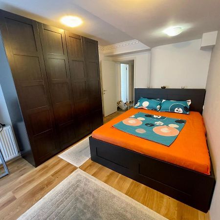 Terrace Apartments Otopeni ! 外观 照片