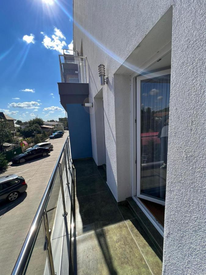 Terrace Apartments Otopeni ! 外观 照片